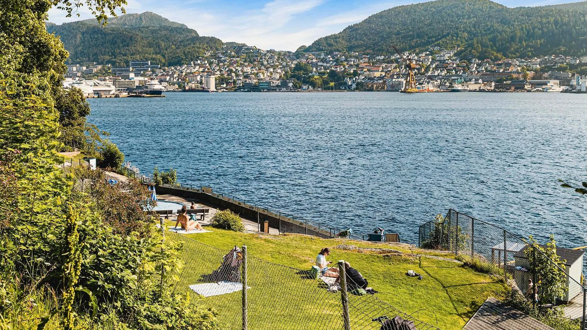 Dinbnb Apartments L 250M To Bryggen I Rooftop I Spacious Luxury Apt Bergen