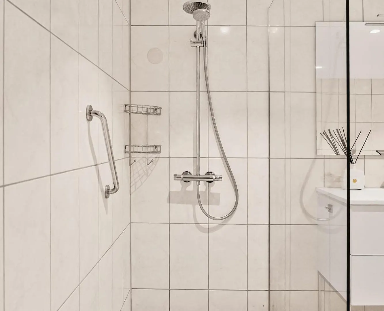 Dinbnb Apartments L 250M To Bryggen I Rooftop I Spacious Luxury Apt Bergen Norvège